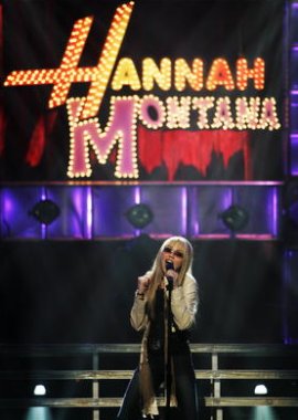 Hannah Montana &ndash; The Movie &ndash; Miley Cyrus, Billy Ray Cyrus, Emily Osment, Jason Earles, Mitchel Musso, Moises Arias &ndash; Peter Chelsom &ndash; Melora Hardin, Barry Bostwick, Peter Gunn, Margo Martindale, Vanessa Williams &ndash; Filme, Kino, DVDs Kinofilm Konzertfilm &ndash; Charts & Bestenlisten