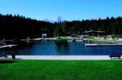 Naturbad Aschauerweiher Bischofswiesen Badesee Deutschland Ausflugsziele Freizeit Urlaub Reisen