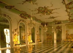 Brandenburg: Spiegelsaal, Schloss Sanssouci in Potsdam - © Astrid Schwarz/DZT