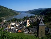 Rheinland-Pfalz: Rheintal, Blick auf Bacharach - © Hans Peter Merten/DZT