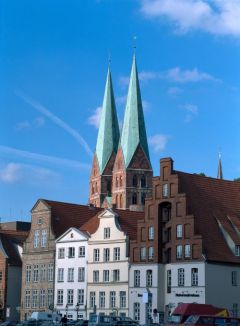 Schleswig-Holstein: Lübeck/Ostsee, Türme der Marienkirche - © Norbert Krüger/DZT